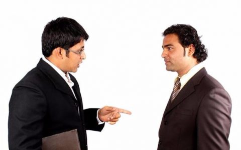 員工與領(lǐng)導(dǎo)的場景圖片